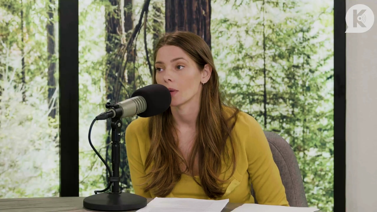 Ashley-Greene-dot-nl_TheTwilightEffect-Aflevering7NewMoonRewatchPart2of3-1048.jpg Ashley-Greene-dot-nl_TheTwilightEffect-Aflevering7NewMoonRewatchPart2of3-1048.jpg