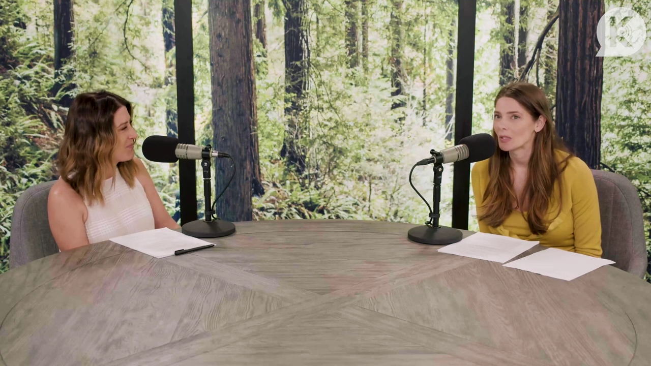 Ashley-Greene-dot-nl_TheTwilightEffect-Aflevering7NewMoonRewatchPart2of3-1102.jpg Ashley-Greene-dot-nl_TheTwilightEffect-Aflevering7NewMoonRewatchPart2of3-1102.jpg