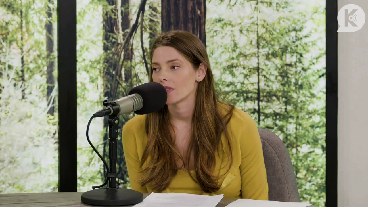 Ashley-Greene-dot-nl_TheTwilightEffect-Aflevering7NewMoonRewatchPart2of3-1110.jpg Ashley-Greene-dot-nl_TheTwilightEffect-Aflevering7NewMoonRewatchPart2of3-1110.jpg