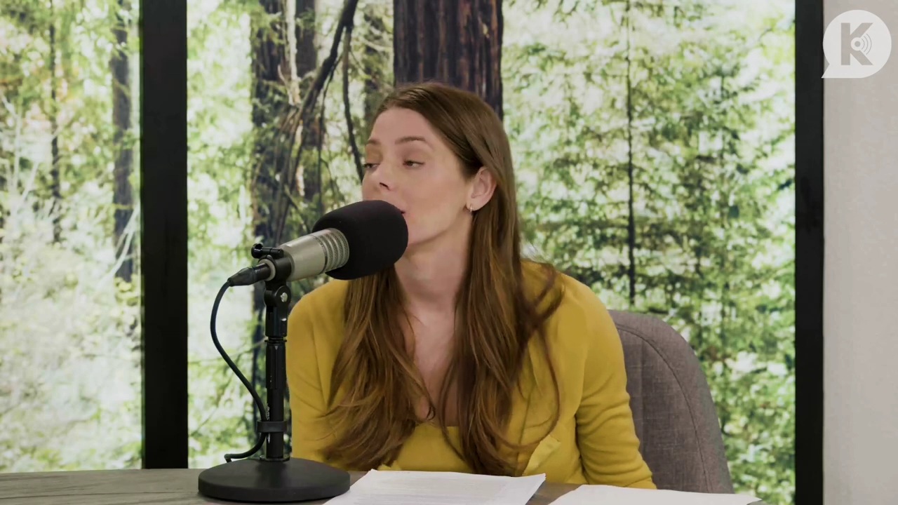 Ashley-Greene-dot-nl_TheTwilightEffect-Aflevering7NewMoonRewatchPart2of3-1120.jpg Ashley-Greene-dot-nl_TheTwilightEffect-Aflevering7NewMoonRewatchPart2of3-1120.jpg