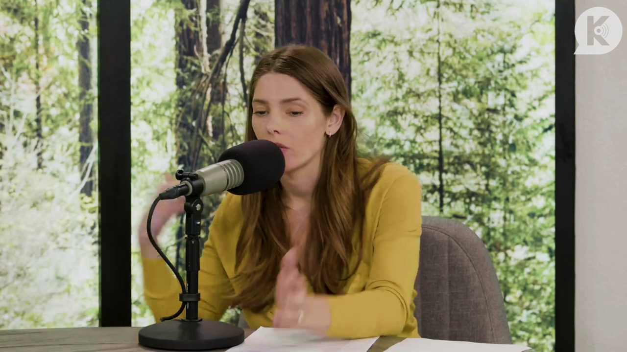 Ashley-Greene-dot-nl_TheTwilightEffect-Aflevering7NewMoonRewatchPart2of3-1171.jpg Ashley-Greene-dot-nl_TheTwilightEffect-Aflevering7NewMoonRewatchPart2of3-1171.jpg