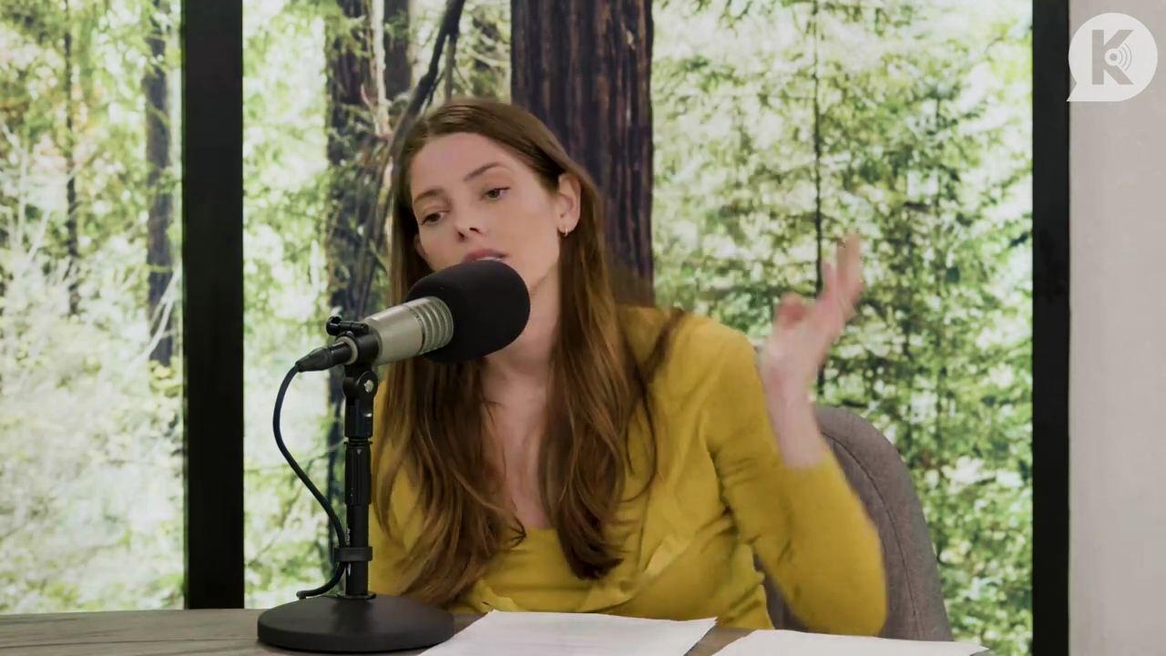 Ashley-Greene-dot-nl_TheTwilightEffect-Aflevering7NewMoonRewatchPart2of3-1173.jpg Ashley-Greene-dot-nl_TheTwilightEffect-Aflevering7NewMoonRewatchPart2of3-1173.jpg