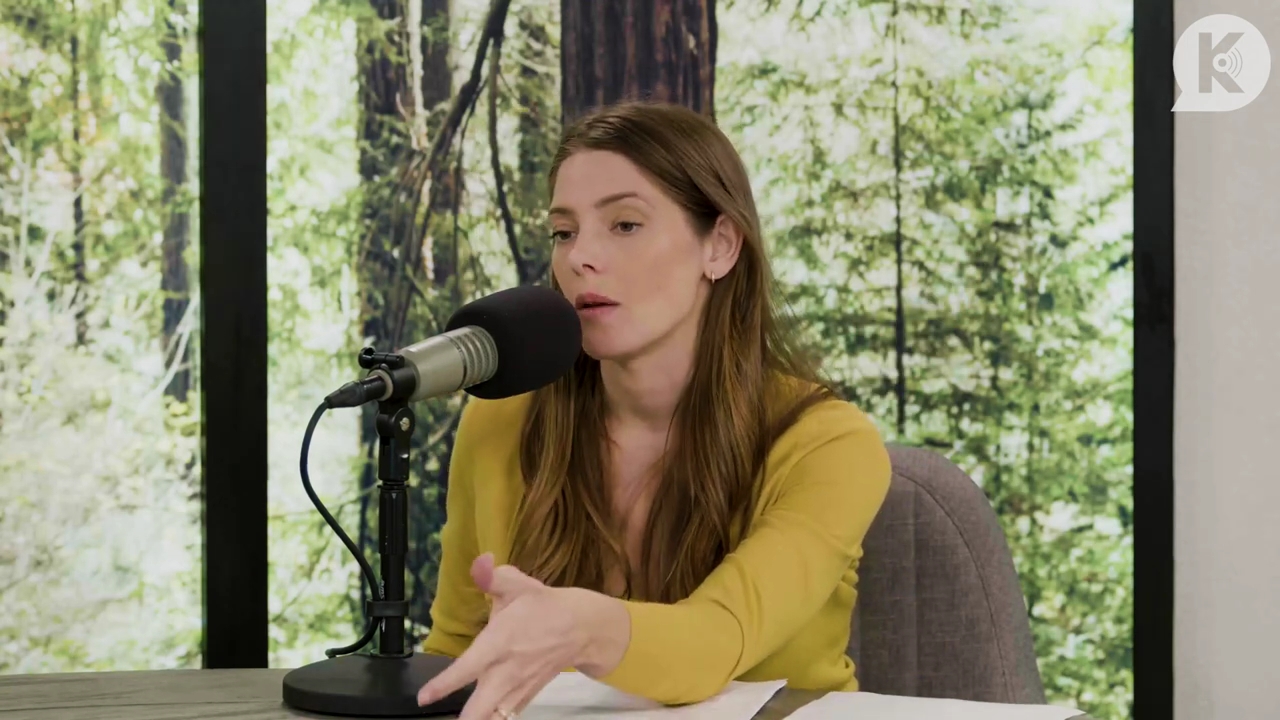 Ashley-Greene-dot-nl_TheTwilightEffect-Aflevering7NewMoonRewatchPart2of3-1177.jpg Ashley-Greene-dot-nl_TheTwilightEffect-Aflevering7NewMoonRewatchPart2of3-1177.jpg