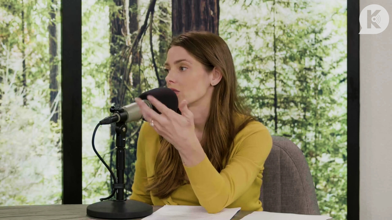 Ashley-Greene-dot-nl_TheTwilightEffect-Aflevering7NewMoonRewatchPart2of3-1179.jpg Ashley-Greene-dot-nl_TheTwilightEffect-Aflevering7NewMoonRewatchPart2of3-1179.jpg