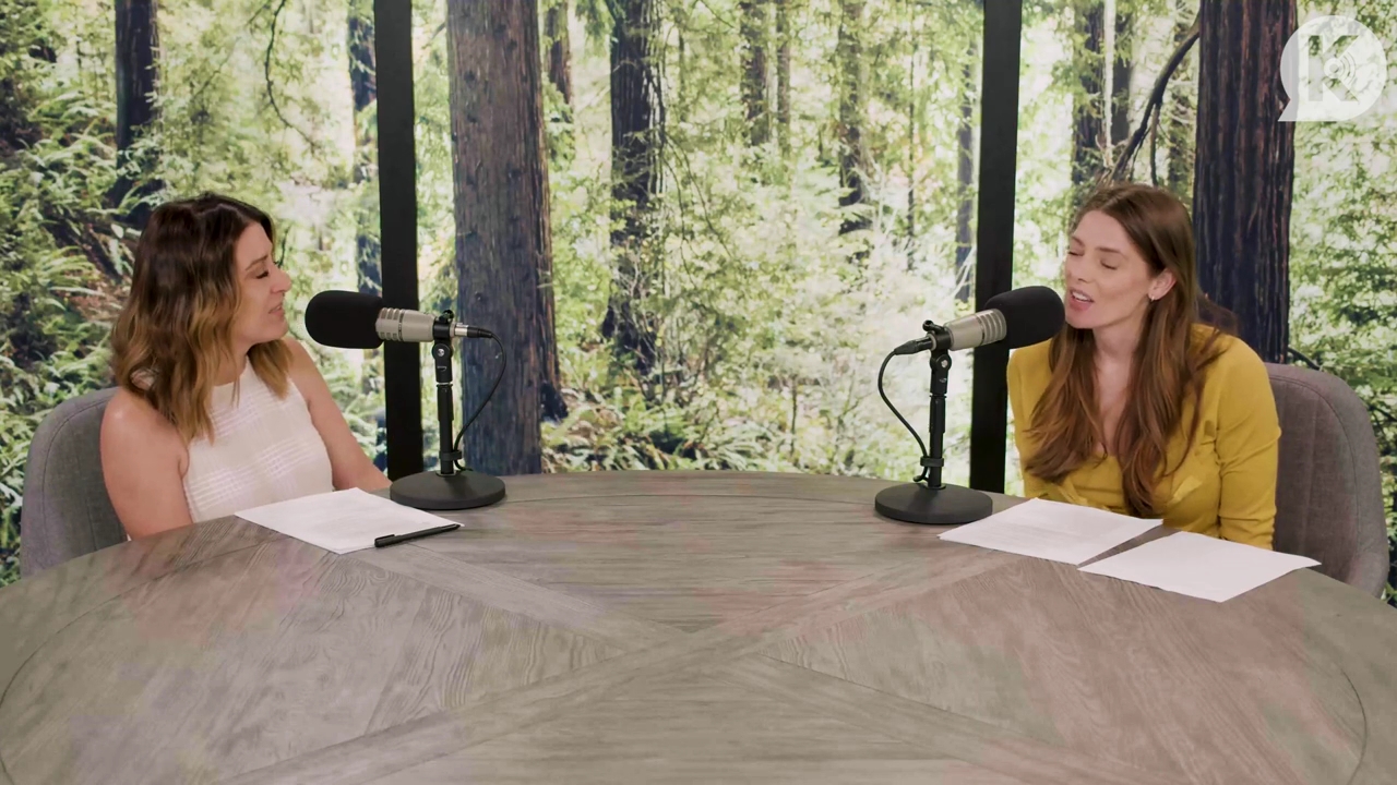 Ashley-Greene-dot-nl_TheTwilightEffect-Aflevering7NewMoonRewatchPart2of3-1210.jpg Ashley-Greene-dot-nl_TheTwilightEffect-Aflevering7NewMoonRewatchPart2of3-1210.jpg