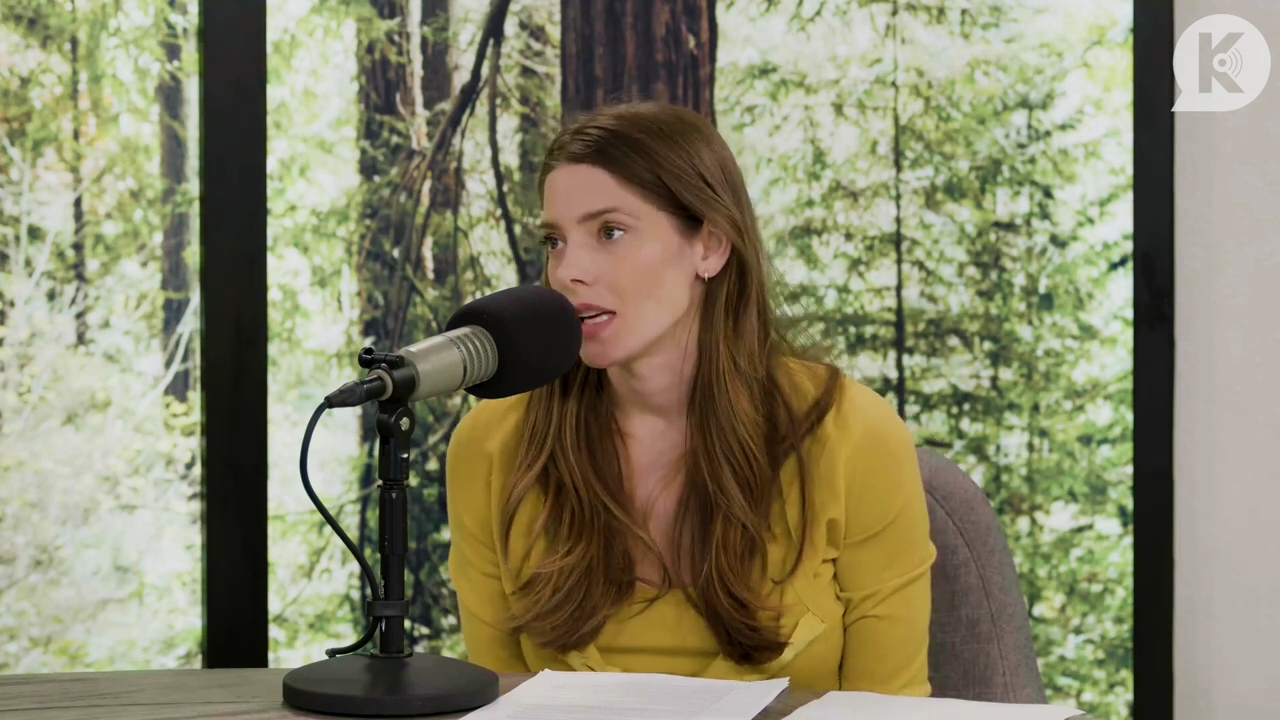 Ashley-Greene-dot-nl_TheTwilightEffect-Aflevering7NewMoonRewatchPart2of3-1222.jpg Ashley-Greene-dot-nl_TheTwilightEffect-Aflevering7NewMoonRewatchPart2of3-1222.jpg