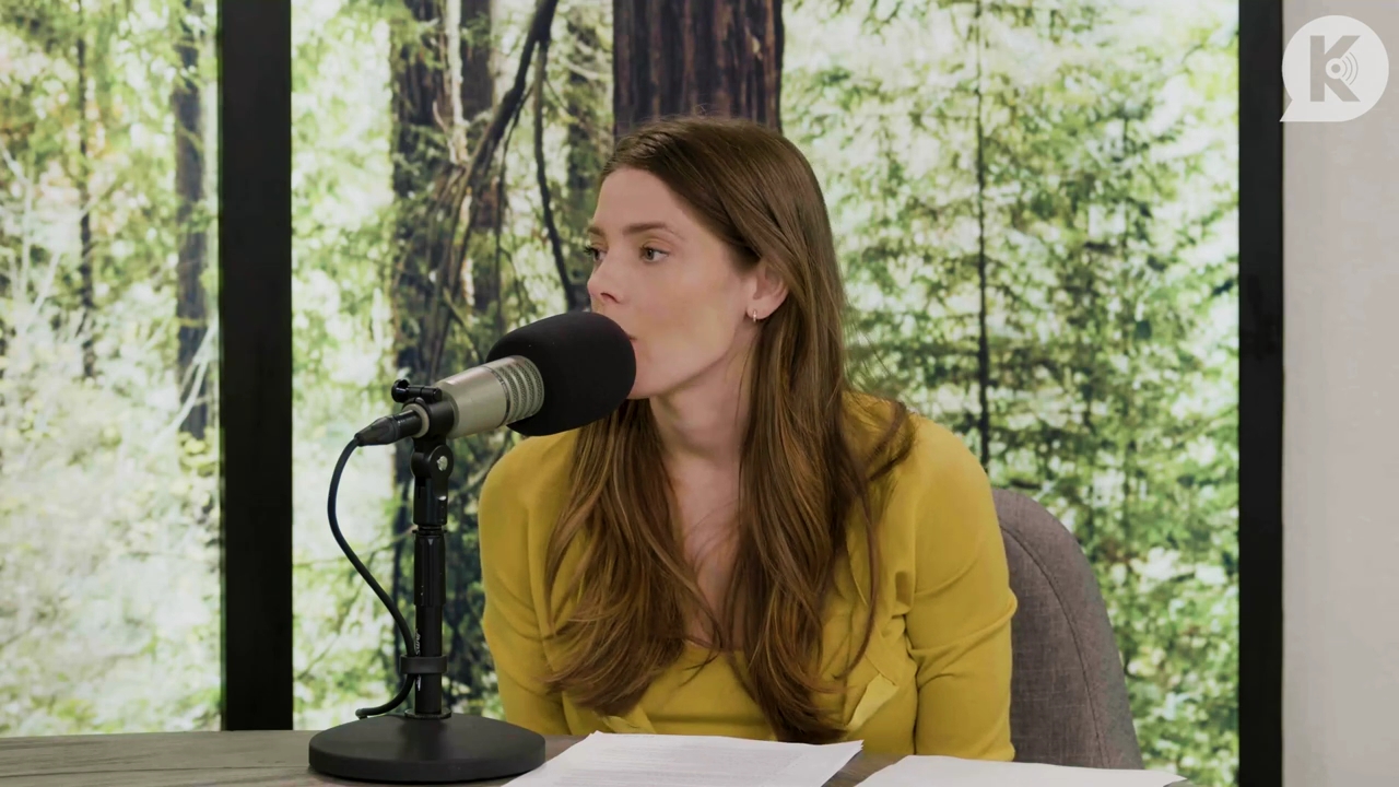 Ashley-Greene-dot-nl_TheTwilightEffect-Aflevering7NewMoonRewatchPart2of3-1227.jpg Ashley-Greene-dot-nl_TheTwilightEffect-Aflevering7NewMoonRewatchPart2of3-1227.jpg