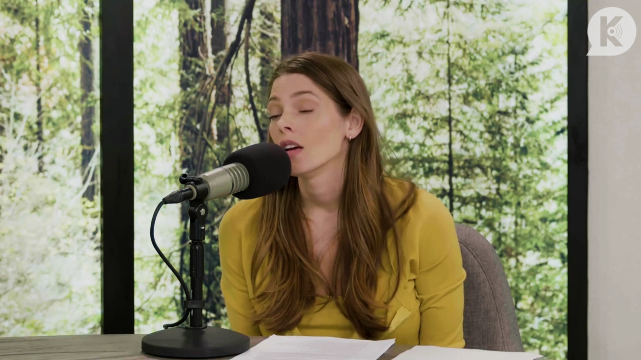 Ashley-Greene-dot-nl_TheTwilightEffect-Aflevering7NewMoonRewatchPart2of3-1229.jpg Ashley-Greene-dot-nl_TheTwilightEffect-Aflevering7NewMoonRewatchPart2of3-1229.jpg