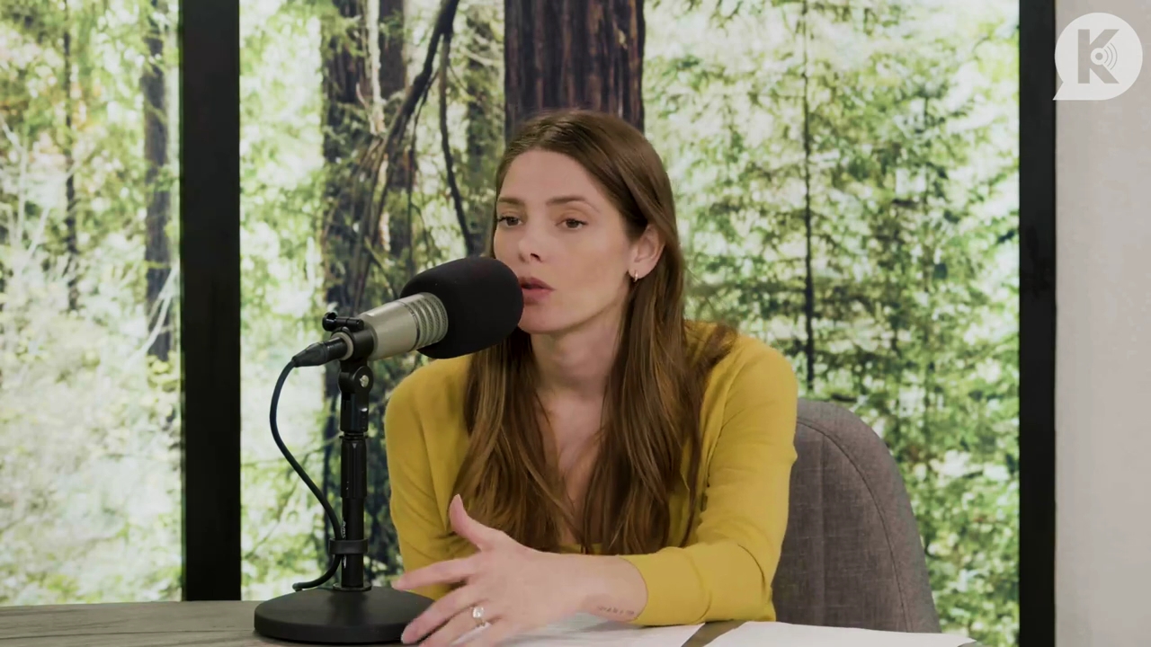 Ashley-Greene-dot-nl_TheTwilightEffect-Aflevering7NewMoonRewatchPart2of3-1240.jpg Ashley-Greene-dot-nl_TheTwilightEffect-Aflevering7NewMoonRewatchPart2of3-1240.jpg