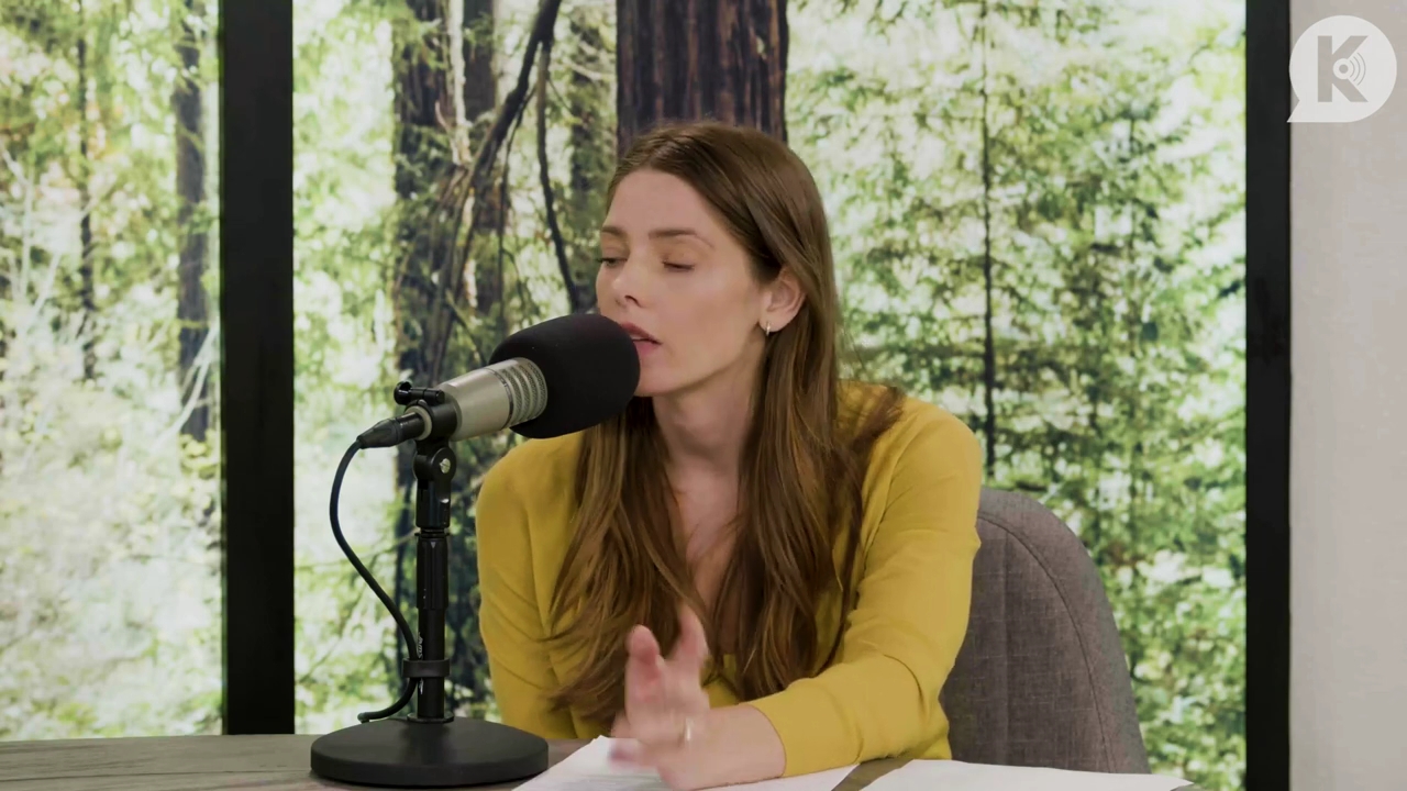 Ashley-Greene-dot-nl_TheTwilightEffect-Aflevering7NewMoonRewatchPart2of3-1248.jpg Ashley-Greene-dot-nl_TheTwilightEffect-Aflevering7NewMoonRewatchPart2of3-1248.jpg