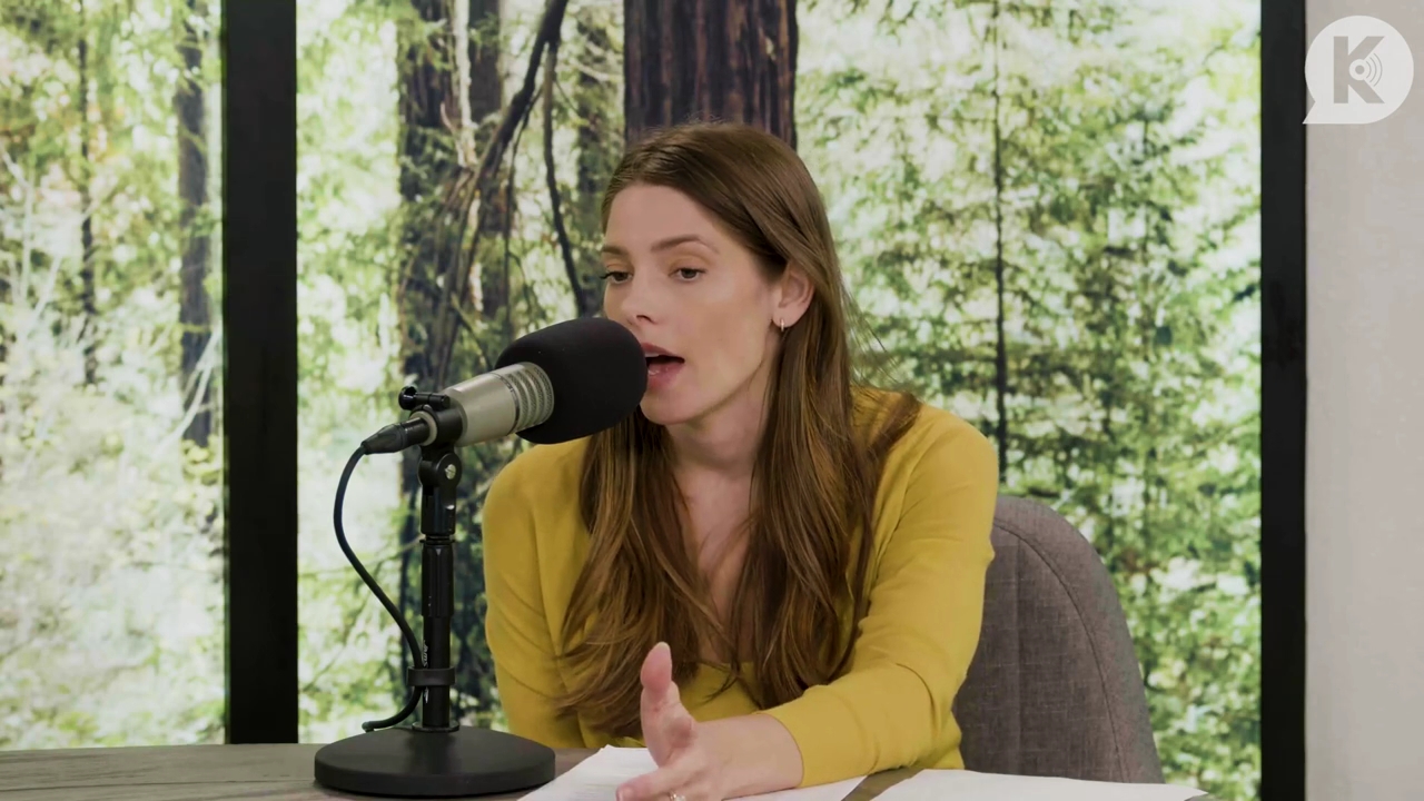 Ashley-Greene-dot-nl_TheTwilightEffect-Aflevering7NewMoonRewatchPart2of3-1250.jpg Ashley-Greene-dot-nl_TheTwilightEffect-Aflevering7NewMoonRewatchPart2of3-1250.jpg