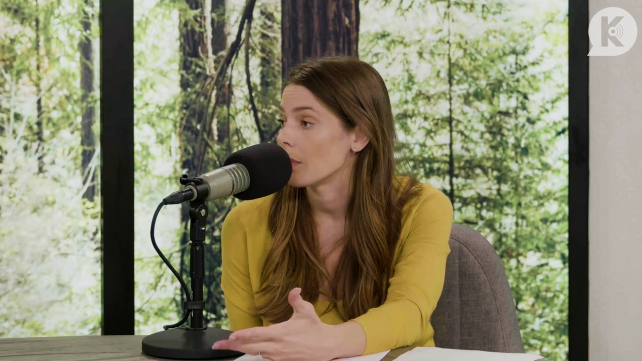 Ashley-Greene-dot-nl_TheTwilightEffect-Aflevering7NewMoonRewatchPart2of3-1252.jpg Ashley-Greene-dot-nl_TheTwilightEffect-Aflevering7NewMoonRewatchPart2of3-1252.jpg