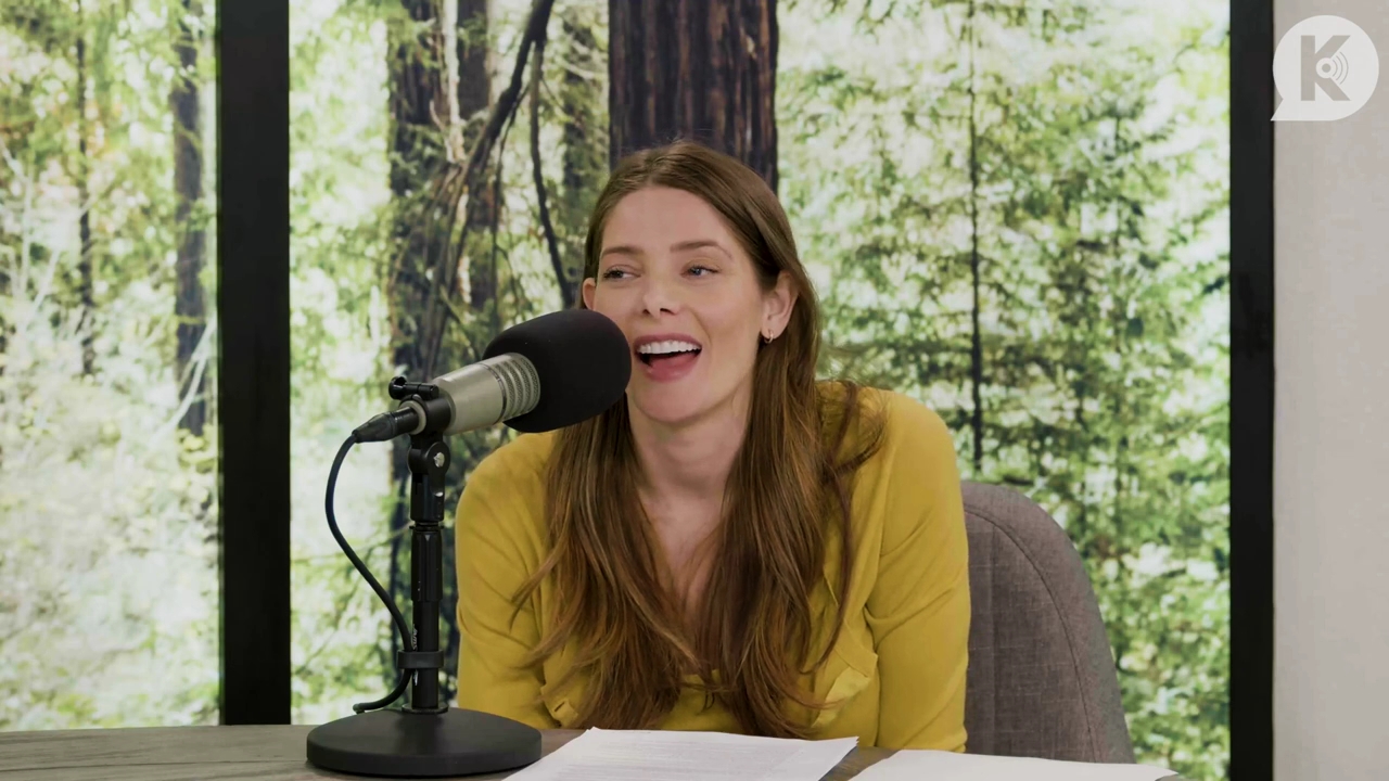 Ashley-Greene-dot-nl_TheTwilightEffect-Aflevering7NewMoonRewatchPart2of3-1311.jpg Ashley-Greene-dot-nl_TheTwilightEffect-Aflevering7NewMoonRewatchPart2of3-1311.jpg