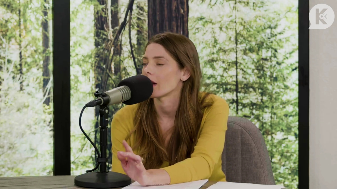 Ashley-Greene-dot-nl_TheTwilightEffect-Aflevering7NewMoonRewatchPart2of3-1319.jpg Ashley-Greene-dot-nl_TheTwilightEffect-Aflevering7NewMoonRewatchPart2of3-1319.jpg