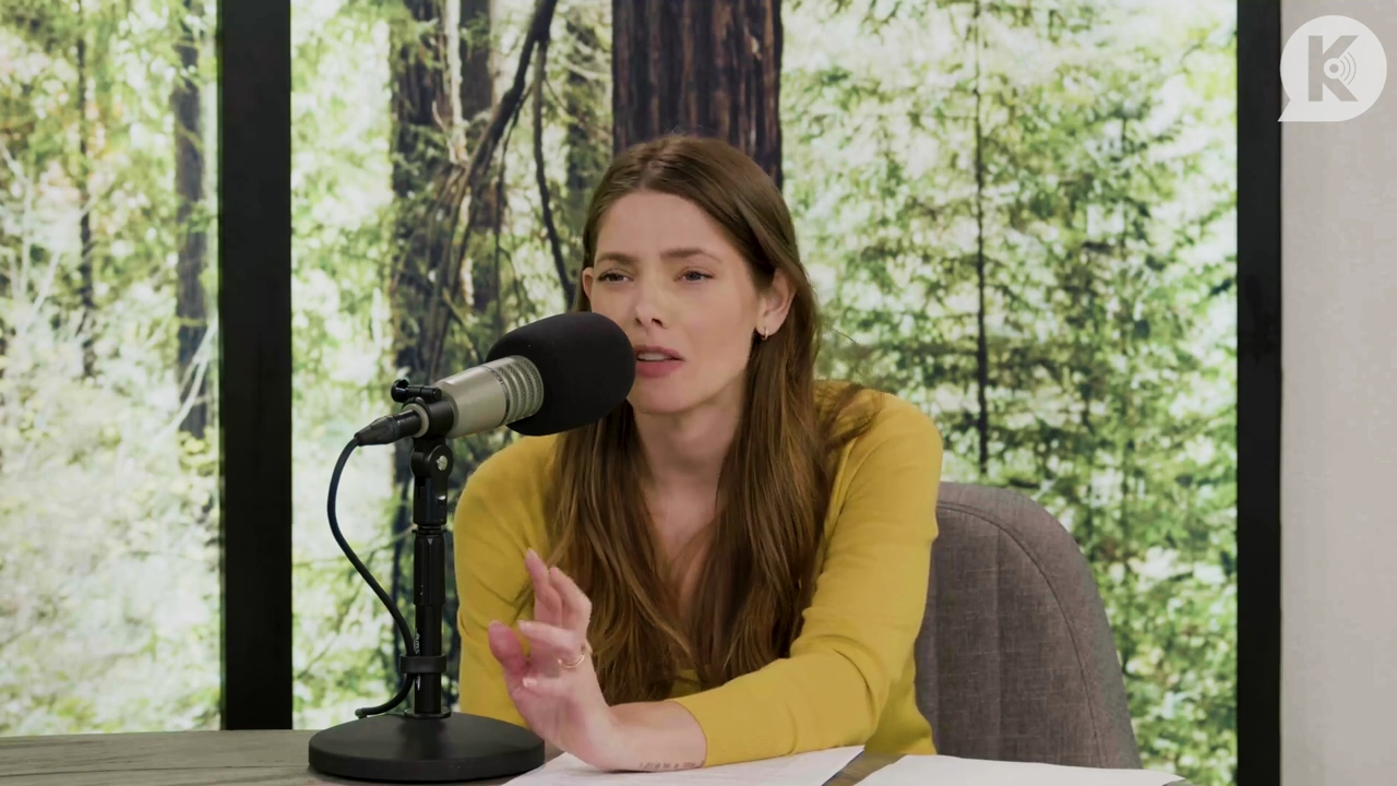 Ashley-Greene-dot-nl_TheTwilightEffect-Aflevering7NewMoonRewatchPart2of3-1321.jpg Ashley-Greene-dot-nl_TheTwilightEffect-Aflevering7NewMoonRewatchPart2of3-1321.jpg