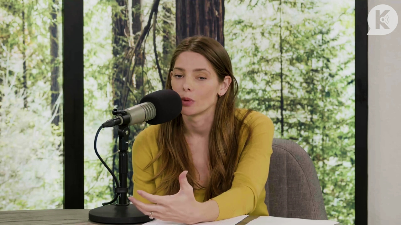 Ashley-Greene-dot-nl_TheTwilightEffect-Aflevering7NewMoonRewatchPart2of3-1359.jpg Ashley-Greene-dot-nl_TheTwilightEffect-Aflevering7NewMoonRewatchPart2of3-1359.jpg