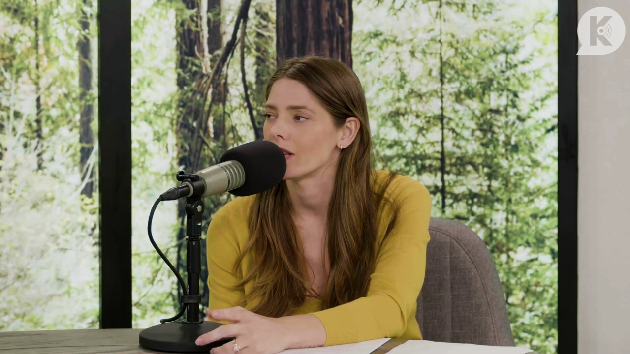 Ashley-Greene-dot-nl_TheTwilightEffect-Aflevering7NewMoonRewatchPart2of3-1378.jpg Ashley-Greene-dot-nl_TheTwilightEffect-Aflevering7NewMoonRewatchPart2of3-1378.jpg