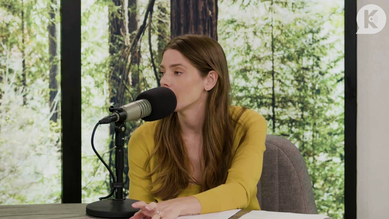 Ashley-Greene-dot-nl_TheTwilightEffect-Aflevering7NewMoonRewatchPart2of3-1385.jpg Ashley-Greene-dot-nl_TheTwilightEffect-Aflevering7NewMoonRewatchPart2of3-1385.jpg