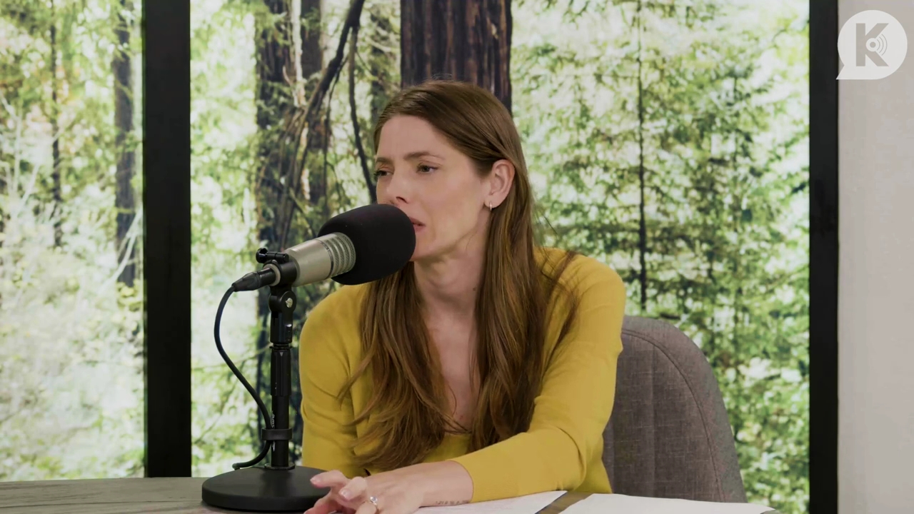 Ashley-Greene-dot-nl_TheTwilightEffect-Aflevering7NewMoonRewatchPart2of3-1386.jpg Ashley-Greene-dot-nl_TheTwilightEffect-Aflevering7NewMoonRewatchPart2of3-1386.jpg