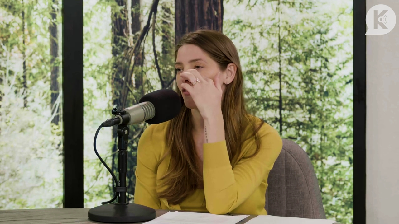 Ashley-Greene-dot-nl_TheTwilightEffect-Aflevering7NewMoonRewatchPart2of3-1427.jpg Ashley-Greene-dot-nl_TheTwilightEffect-Aflevering7NewMoonRewatchPart2of3-1427.jpg