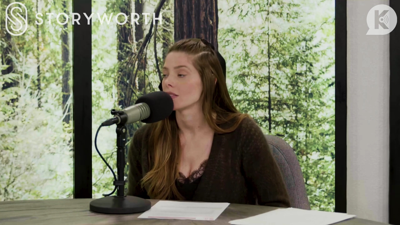 Ashley-Greene-dot-nl_TheTwilightEffect-Aflevering7NewMoonRewatchPart2of3-1616.jpg Ashley-Greene-dot-nl_TheTwilightEffect-Aflevering7NewMoonRewatchPart2of3-1616.jpg