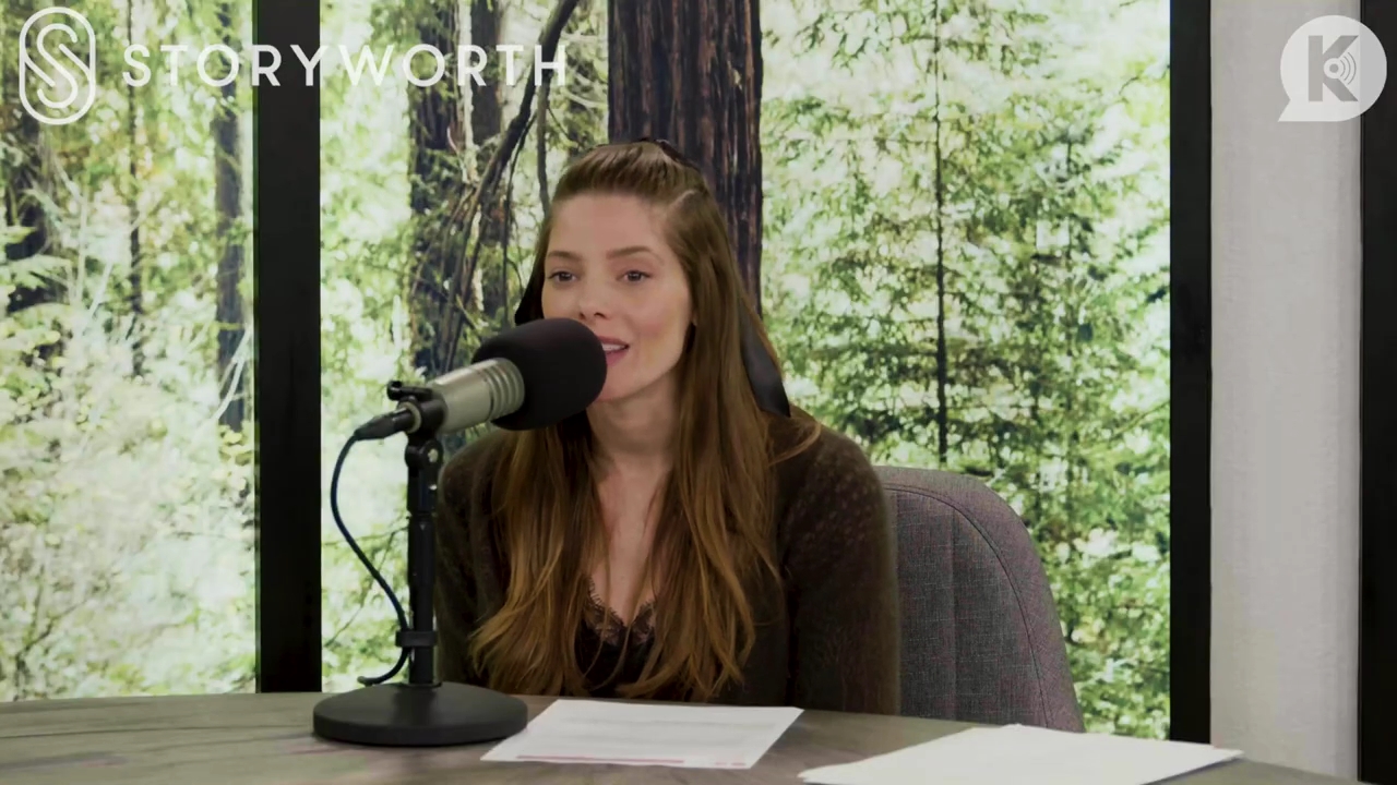 Ashley-Greene-dot-nl_TheTwilightEffect-Aflevering7NewMoonRewatchPart2of3-1658.jpg Ashley-Greene-dot-nl_TheTwilightEffect-Aflevering7NewMoonRewatchPart2of3-1658.jpg