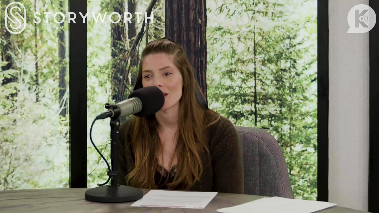 Ashley-Greene-dot-nl_TheTwilightEffect-Aflevering7NewMoonRewatchPart2of3-1659.jpg Ashley-Greene-dot-nl_TheTwilightEffect-Aflevering7NewMoonRewatchPart2of3-1659.jpg