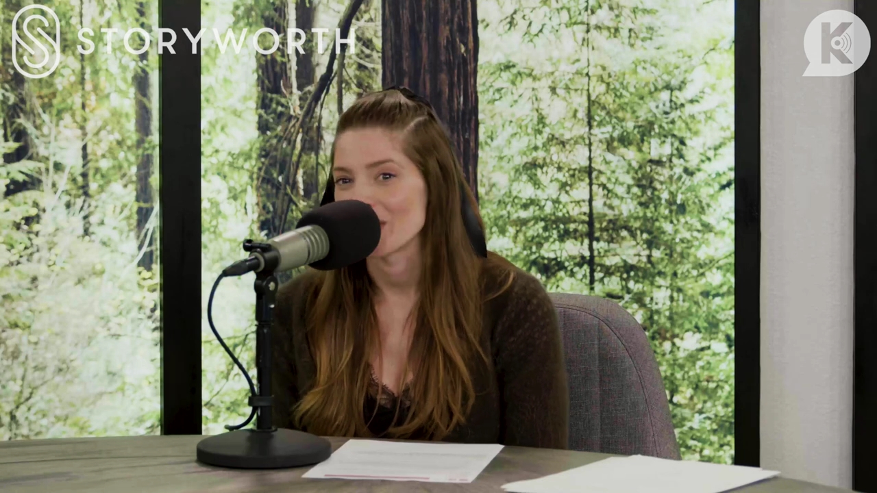 Ashley-Greene-dot-nl_TheTwilightEffect-Aflevering7NewMoonRewatchPart2of3-1683.jpg Ashley-Greene-dot-nl_TheTwilightEffect-Aflevering7NewMoonRewatchPart2of3-1683.jpg