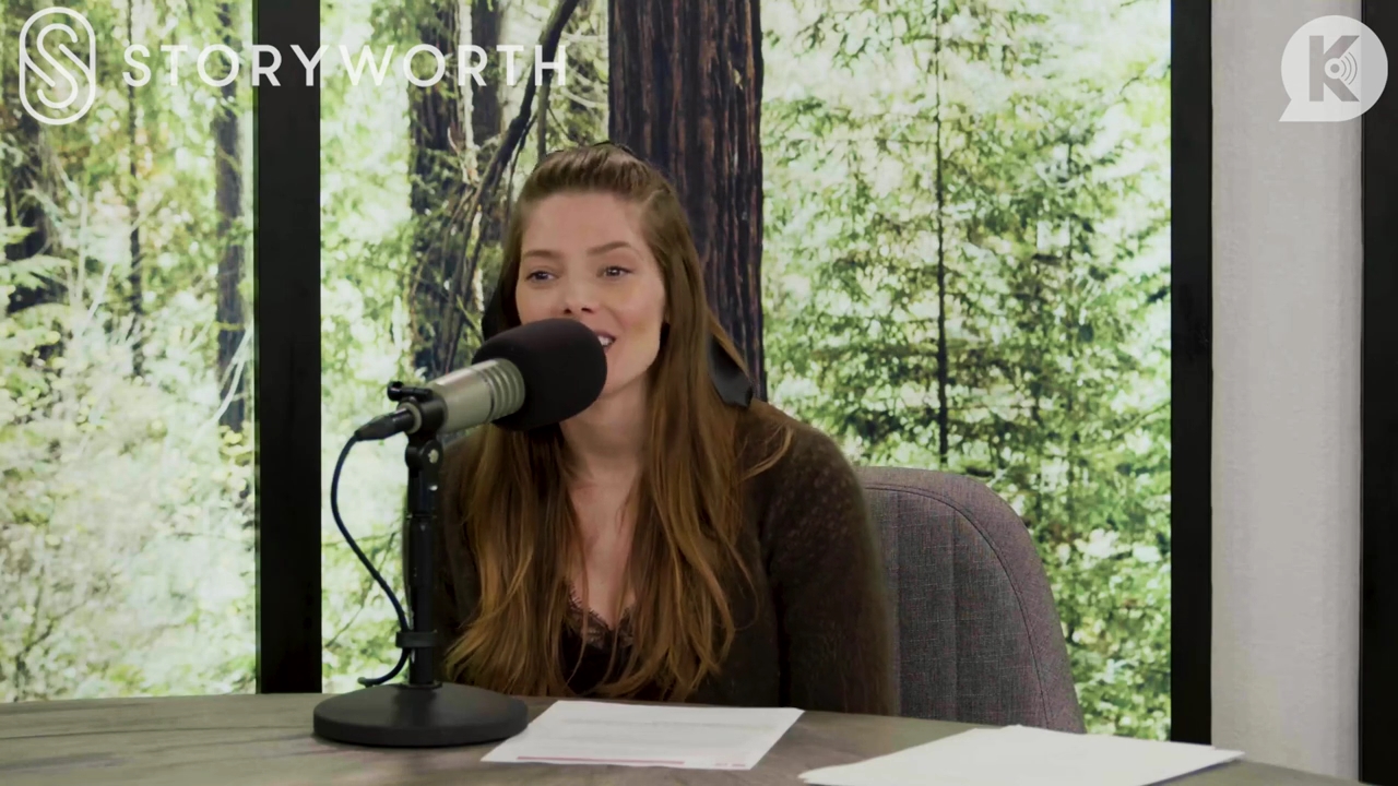 Ashley-Greene-dot-nl_TheTwilightEffect-Aflevering7NewMoonRewatchPart2of3-1685.jpg Ashley-Greene-dot-nl_TheTwilightEffect-Aflevering7NewMoonRewatchPart2of3-1685.jpg