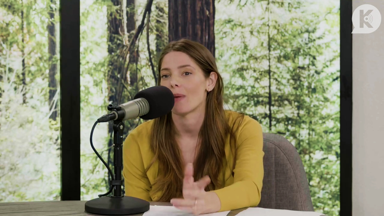 Ashley-Greene-dot-nl_TheTwilightEffect-Aflevering7NewMoonRewatchPart2of3-1758.jpg Ashley-Greene-dot-nl_TheTwilightEffect-Aflevering7NewMoonRewatchPart2of3-1758.jpg