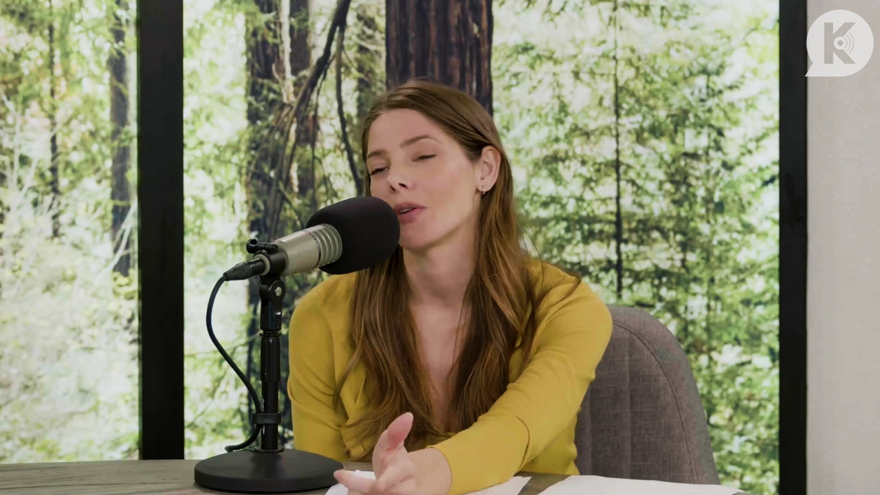 Ashley-Greene-dot-nl_TheTwilightEffect-Aflevering7NewMoonRewatchPart2of3-1779.jpg Ashley-Greene-dot-nl_TheTwilightEffect-Aflevering7NewMoonRewatchPart2of3-1779.jpg