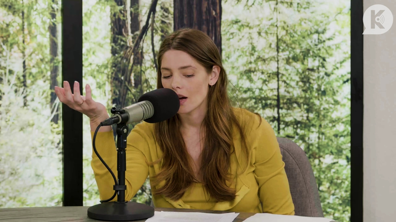 Ashley-Greene-dot-nl_TheTwilightEffect-Aflevering7NewMoonRewatchPart2of3-1823.jpg Ashley-Greene-dot-nl_TheTwilightEffect-Aflevering7NewMoonRewatchPart2of3-1823.jpg