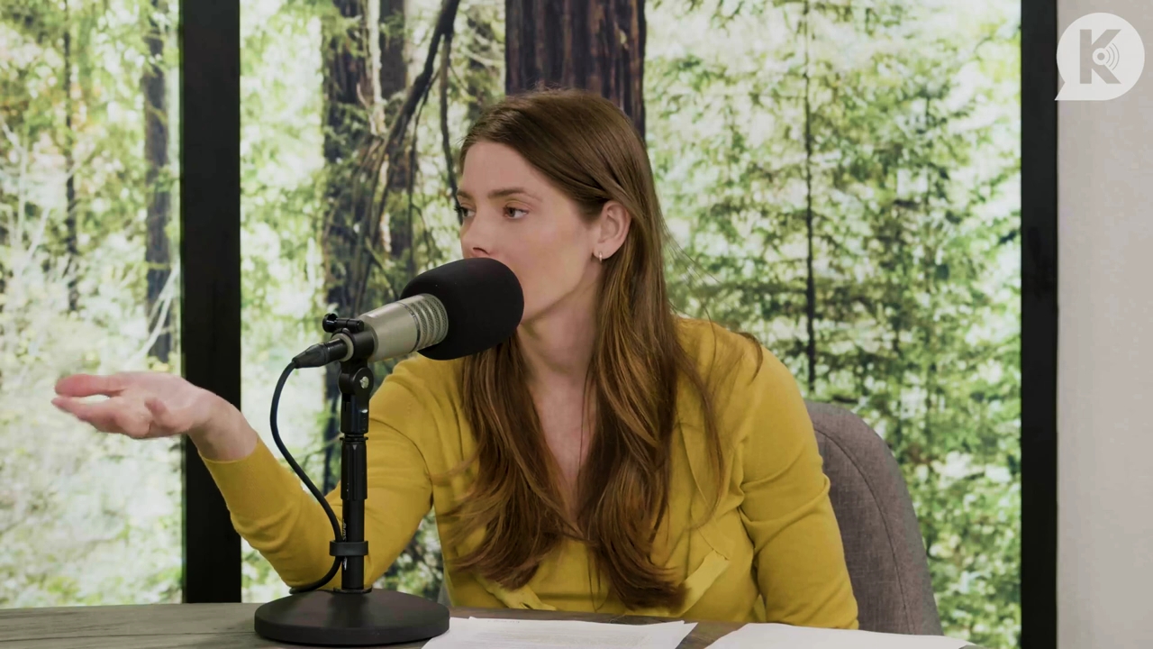 Ashley-Greene-dot-nl_TheTwilightEffect-Aflevering7NewMoonRewatchPart2of3-1828.jpg Ashley-Greene-dot-nl_TheTwilightEffect-Aflevering7NewMoonRewatchPart2of3-1828.jpg