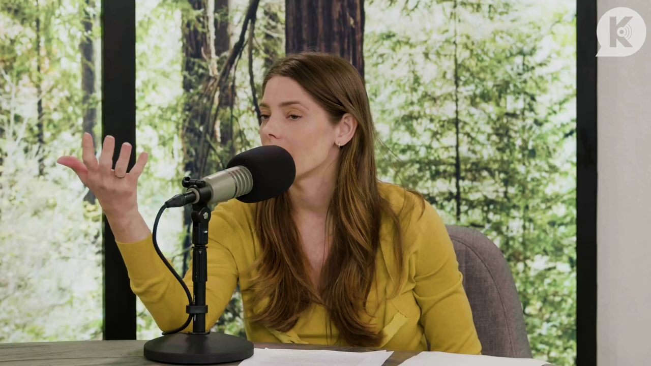 Ashley-Greene-dot-nl_TheTwilightEffect-Aflevering7NewMoonRewatchPart2of3-1846.jpg Ashley-Greene-dot-nl_TheTwilightEffect-Aflevering7NewMoonRewatchPart2of3-1846.jpg