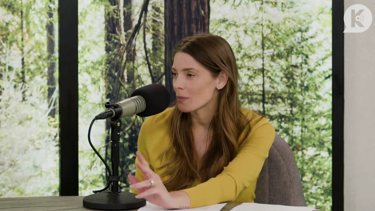 Ashley-Greene-dot-nl_TheTwilightEffect-Aflevering7NewMoonRewatchPart2of3-1860.jpg Ashley-Greene-dot-nl_TheTwilightEffect-Aflevering7NewMoonRewatchPart2of3-1860.jpg