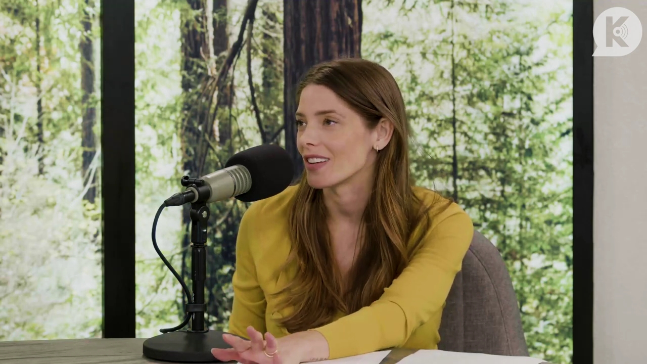 Ashley-Greene-dot-nl_TheTwilightEffect-Aflevering7NewMoonRewatchPart2of3-1861.jpg Ashley-Greene-dot-nl_TheTwilightEffect-Aflevering7NewMoonRewatchPart2of3-1861.jpg