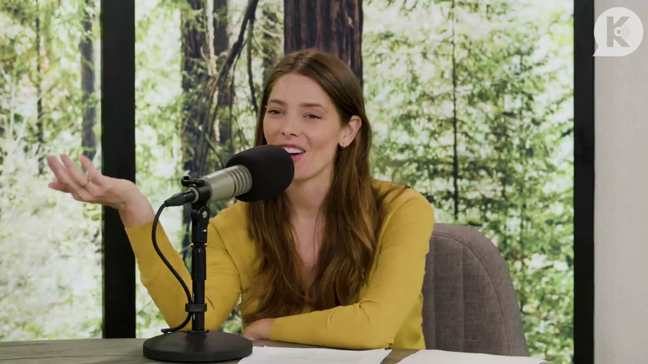 Ashley-Greene-dot-nl_TheTwilightEffect-Aflevering7NewMoonRewatchPart2of3-1935.jpg Ashley-Greene-dot-nl_TheTwilightEffect-Aflevering7NewMoonRewatchPart2of3-1935.jpg