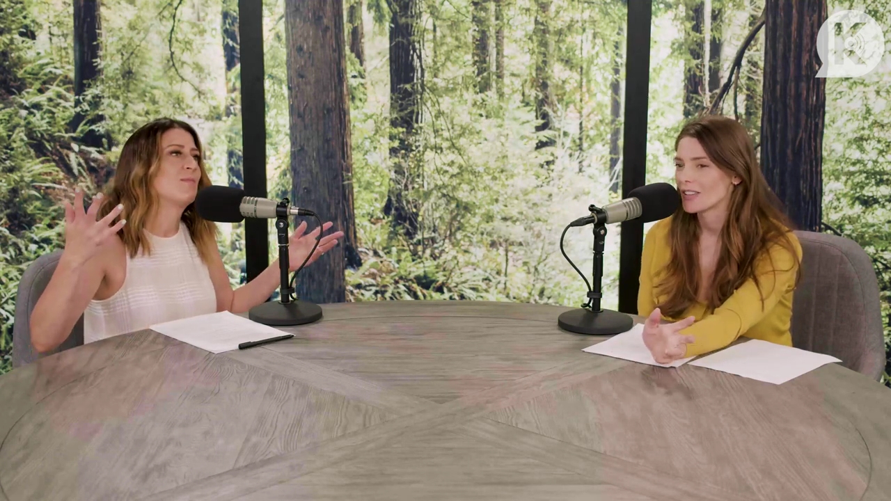 Ashley-Greene-dot-nl_TheTwilightEffect-Aflevering7NewMoonRewatchPart2of3-1989.jpg Ashley-Greene-dot-nl_TheTwilightEffect-Aflevering7NewMoonRewatchPart2of3-1989.jpg