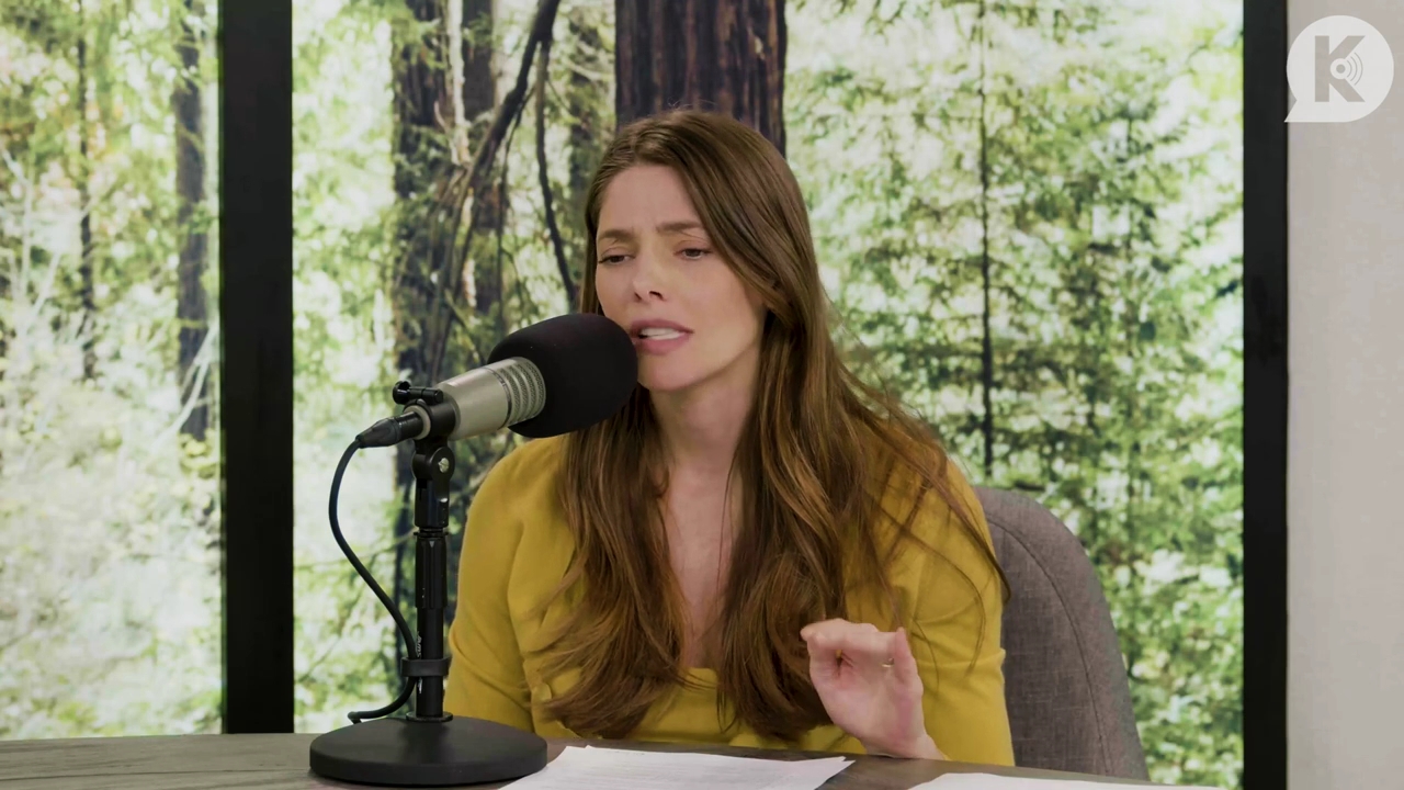 Ashley-Greene-dot-nl_TheTwilightEffect-Aflevering7NewMoonRewatchPart2of3-2016.jpg Ashley-Greene-dot-nl_TheTwilightEffect-Aflevering7NewMoonRewatchPart2of3-2016.jpg