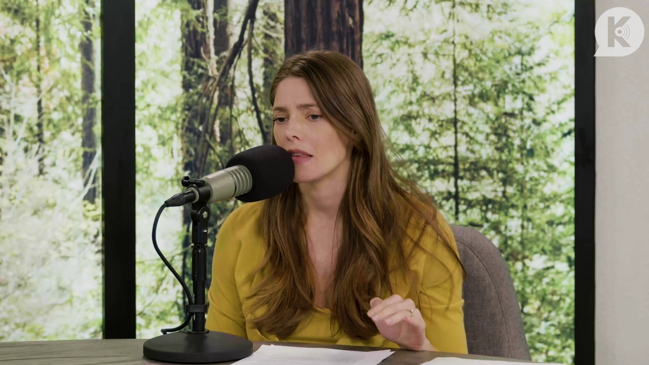 Ashley-Greene-dot-nl_TheTwilightEffect-Aflevering7NewMoonRewatchPart2of3-2017.jpg Ashley-Greene-dot-nl_TheTwilightEffect-Aflevering7NewMoonRewatchPart2of3-2017.jpg