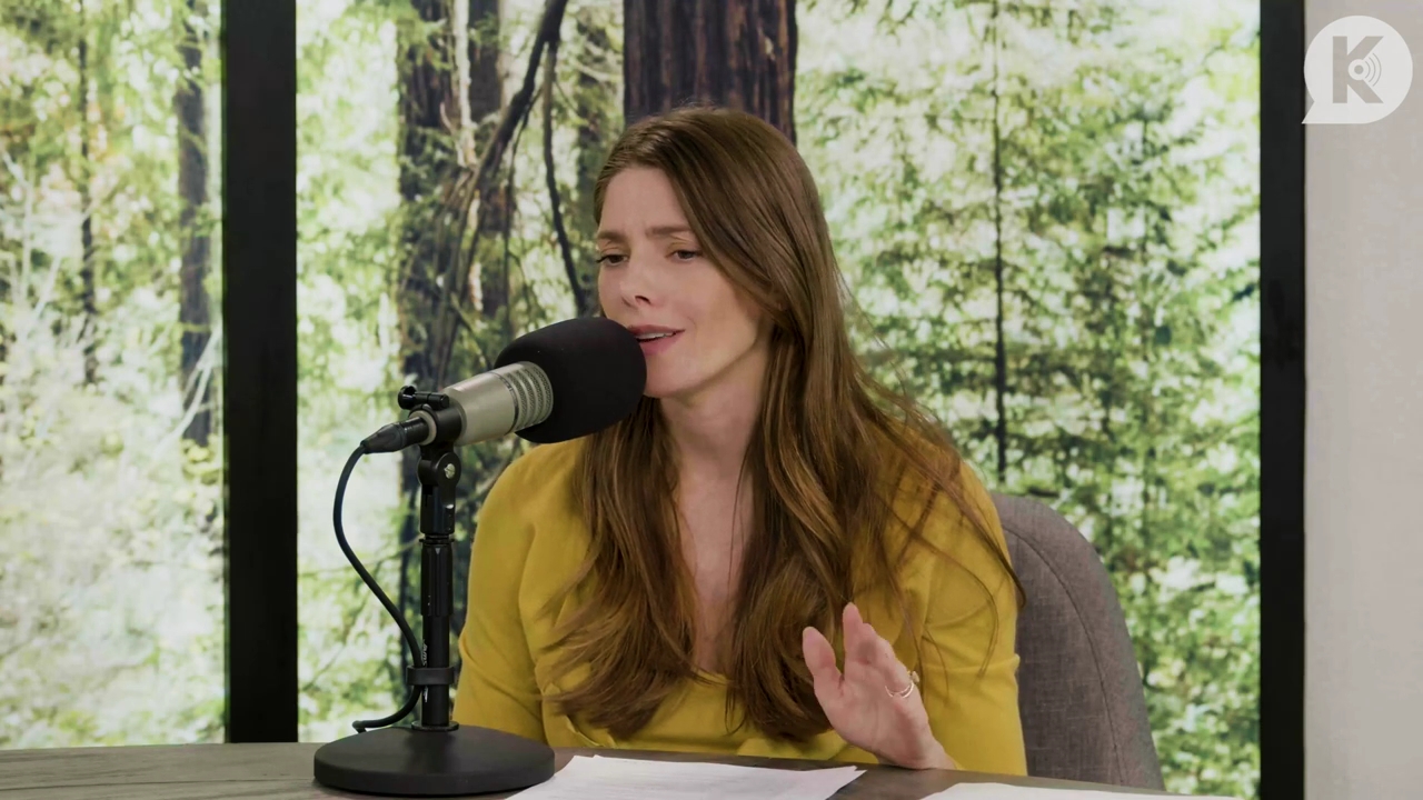 Ashley-Greene-dot-nl_TheTwilightEffect-Aflevering7NewMoonRewatchPart2of3-2018.jpg Ashley-Greene-dot-nl_TheTwilightEffect-Aflevering7NewMoonRewatchPart2of3-2018.jpg