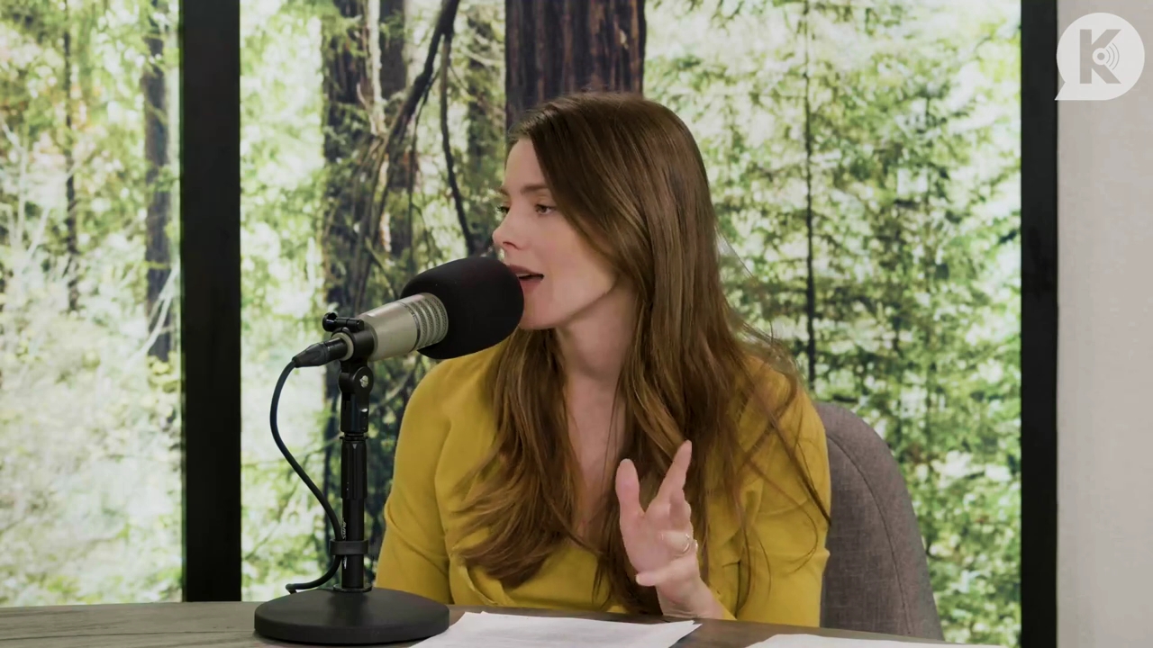 Ashley-Greene-dot-nl_TheTwilightEffect-Aflevering7NewMoonRewatchPart2of3-2021.jpg Ashley-Greene-dot-nl_TheTwilightEffect-Aflevering7NewMoonRewatchPart2of3-2021.jpg