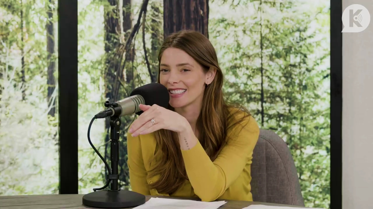 Ashley-Greene-dot-nl_TheTwilightEffect-Aflevering7NewMoonRewatchPart2of3-2071.jpg Ashley-Greene-dot-nl_TheTwilightEffect-Aflevering7NewMoonRewatchPart2of3-2071.jpg