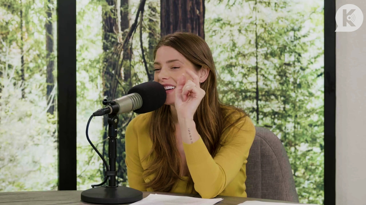 Ashley-Greene-dot-nl_TheTwilightEffect-Aflevering7NewMoonRewatchPart2of3-2092.jpg Ashley-Greene-dot-nl_TheTwilightEffect-Aflevering7NewMoonRewatchPart2of3-2092.jpg