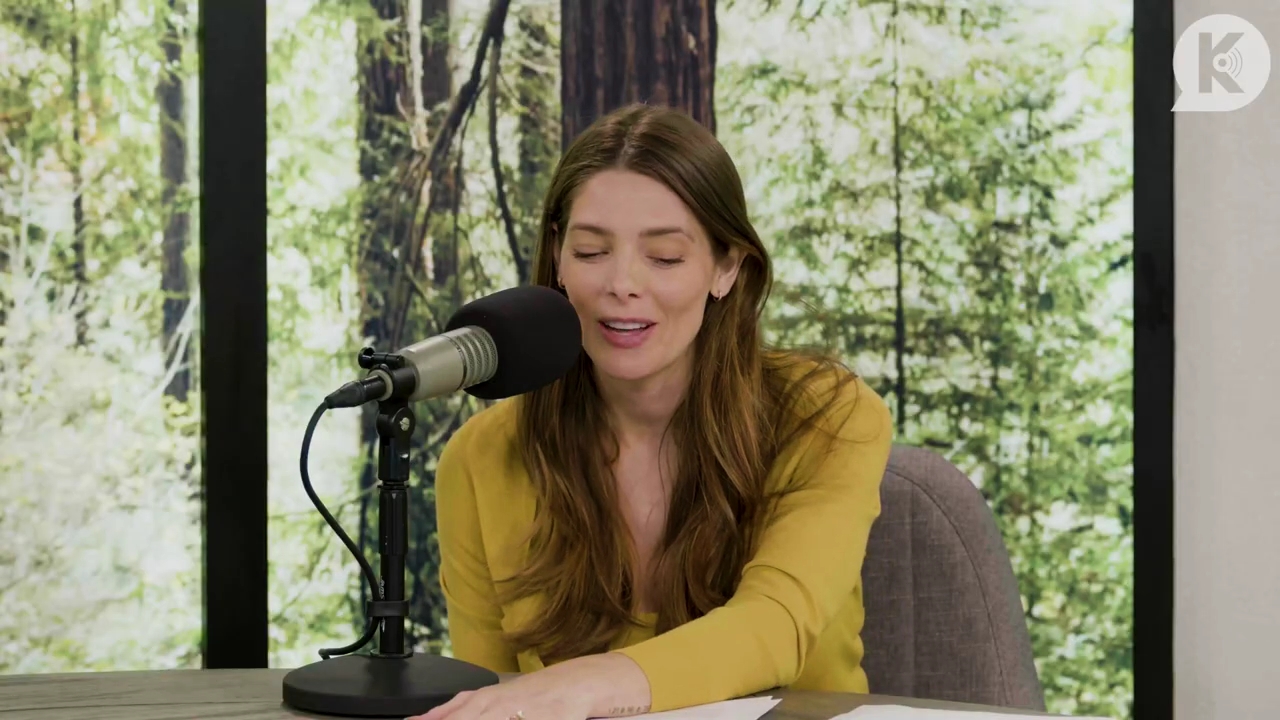 Ashley-Greene-dot-nl_TheTwilightEffect-Aflevering7NewMoonRewatchPart2of3-2134.jpg Ashley-Greene-dot-nl_TheTwilightEffect-Aflevering7NewMoonRewatchPart2of3-2134.jpg