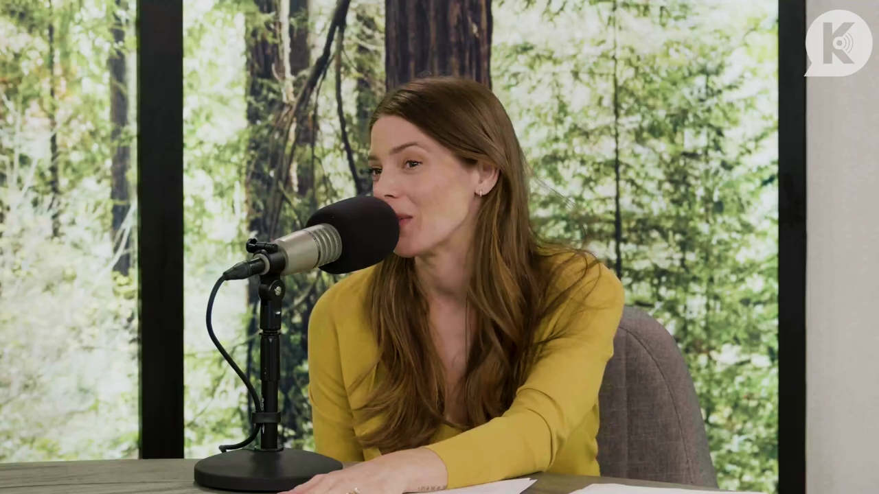 Ashley-Greene-dot-nl_TheTwilightEffect-Aflevering7NewMoonRewatchPart2of3-2136.jpg Ashley-Greene-dot-nl_TheTwilightEffect-Aflevering7NewMoonRewatchPart2of3-2136.jpg