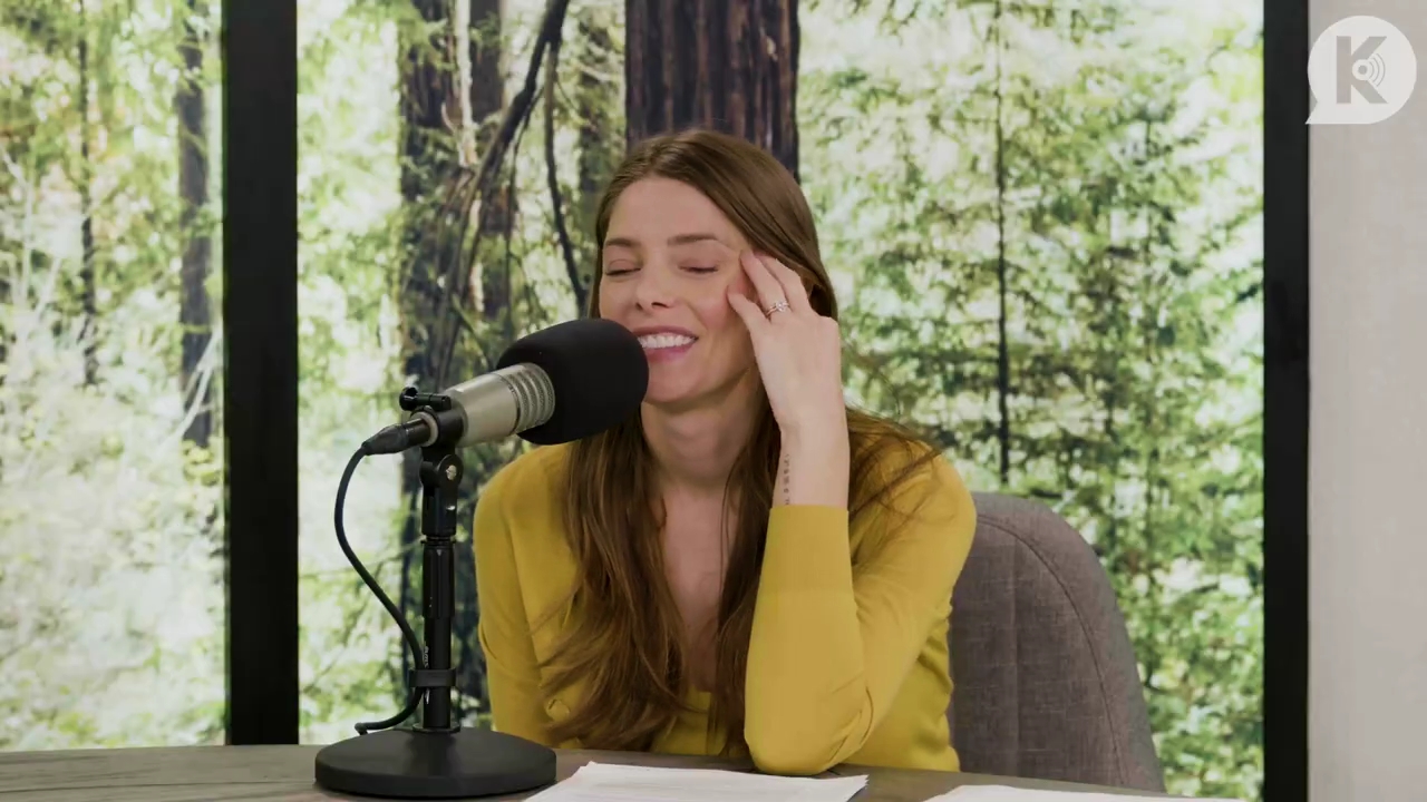 Ashley-Greene-dot-nl_TheTwilightEffect-Aflevering7NewMoonRewatchPart2of3-2155.jpg Ashley-Greene-dot-nl_TheTwilightEffect-Aflevering7NewMoonRewatchPart2of3-2155.jpg