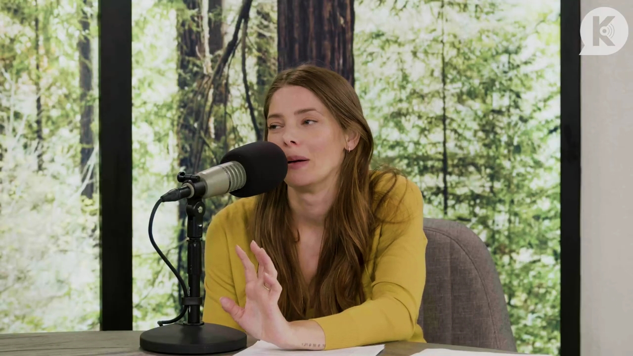 Ashley-Greene-dot-nl_TheTwilightEffect-Aflevering7NewMoonRewatchPart2of3-2164.jpg Ashley-Greene-dot-nl_TheTwilightEffect-Aflevering7NewMoonRewatchPart2of3-2164.jpg