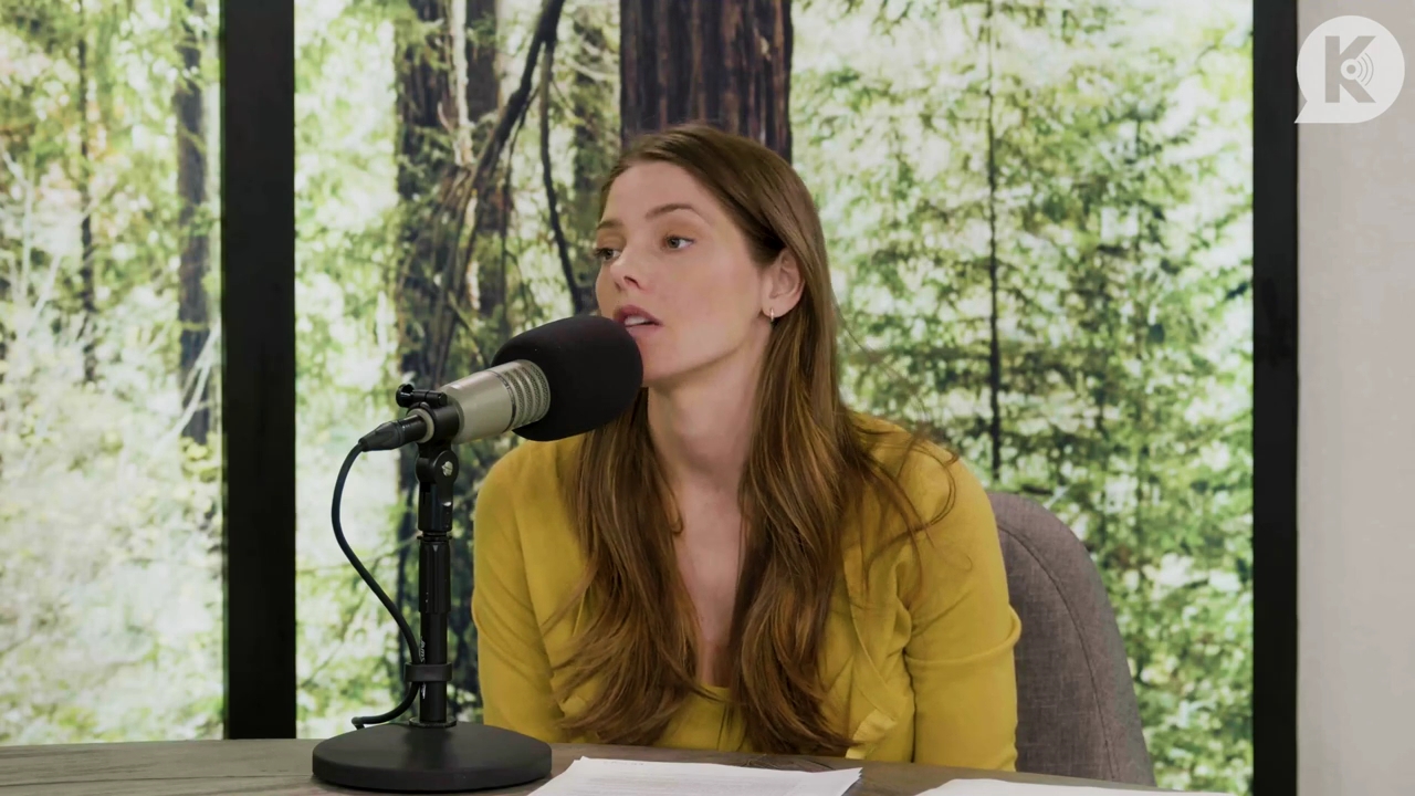 Ashley-Greene-dot-nl_TheTwilightEffect-Aflevering7NewMoonRewatchPart2of3-2287.jpg Ashley-Greene-dot-nl_TheTwilightEffect-Aflevering7NewMoonRewatchPart2of3-2287.jpg