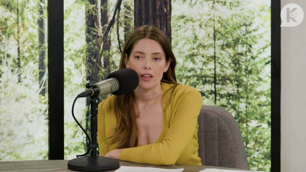 Ashley-Greene-dot-nl_TheTwilightEffect-Aflevering7NewMoonRewatchPart2of3-2311.jpg Ashley-Greene-dot-nl_TheTwilightEffect-Aflevering7NewMoonRewatchPart2of3-2311.jpg